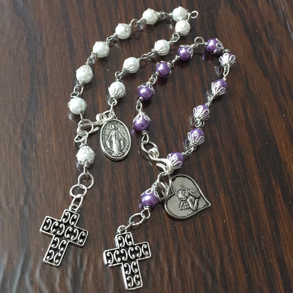 ER 46 Handmade Bracelet Style Rosary for Children